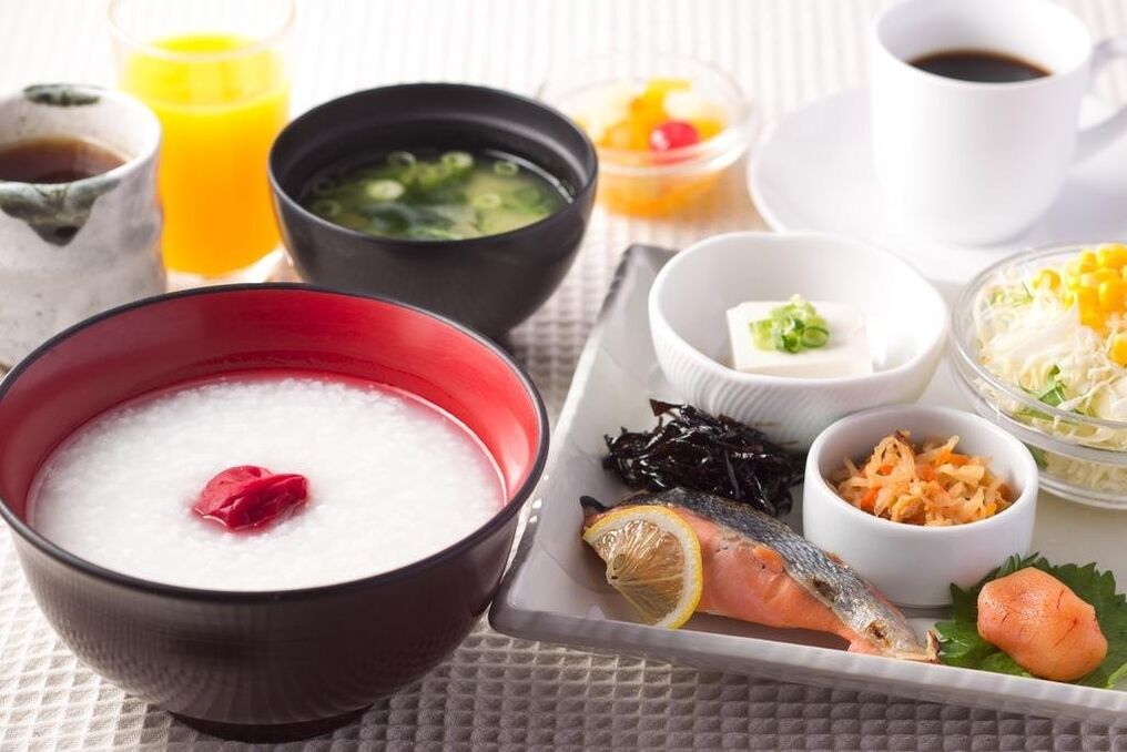 Japanilaisen ruokavalion astiat 14 päivän ajan